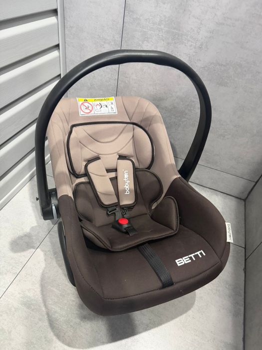 Авто кресло.