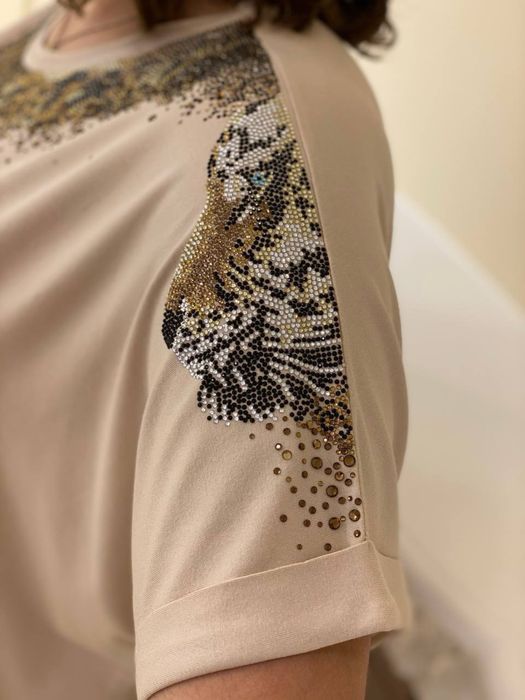 Футболка женская