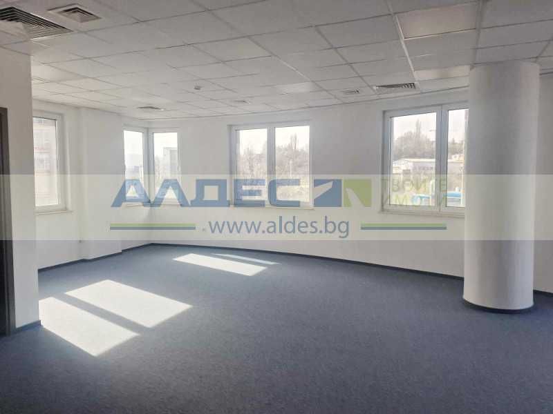 Дава се под наем Офис в София, Полигона - 345 кв.м за 1895.16 € - Снимка #2