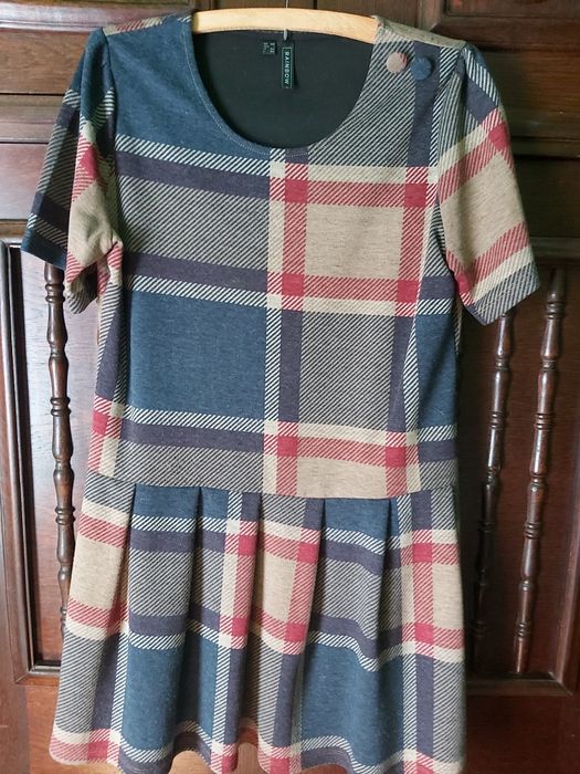 Rochii elegante , diverse modele si materiale, de calitate