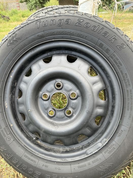 Почти новые балоны с дисками R14