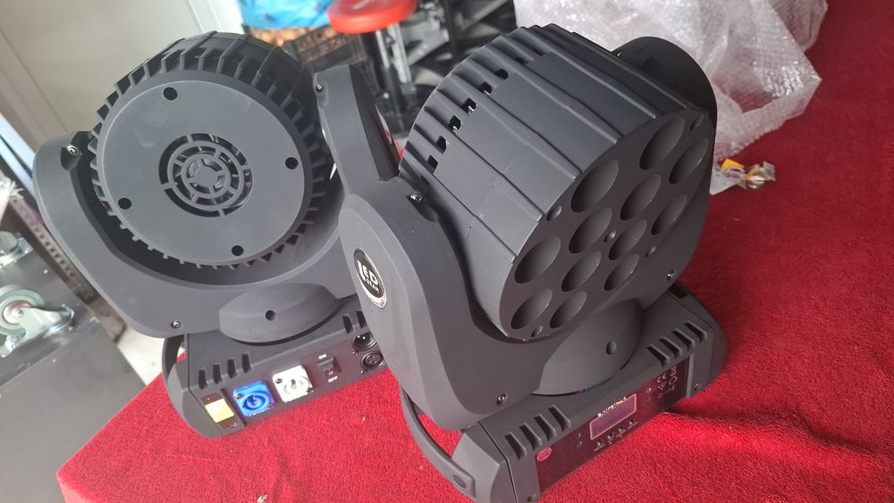 2 x Moving head led wash 12×12w
