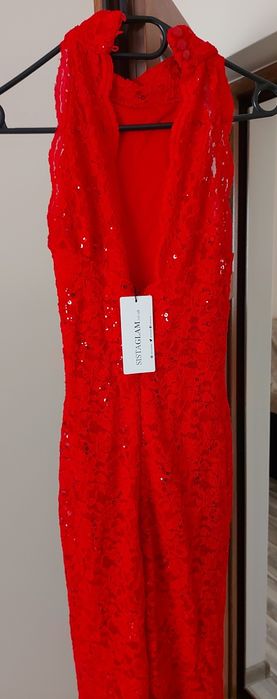 Официална дантелена червена рокля