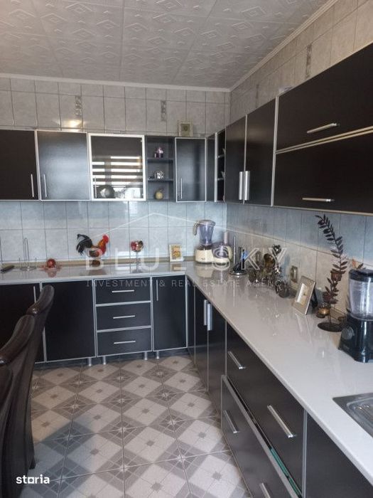 Refugiul perfect la malul marii-Vila camere 8 camere si foisor , Efori
