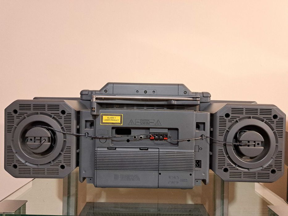 Boombox, radio casetofon Philips AZ8704
