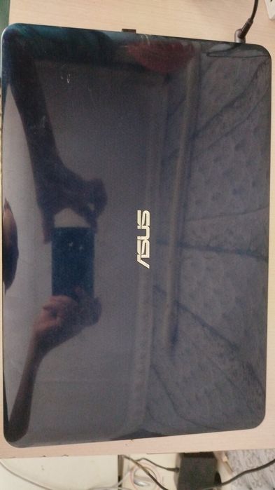 Продам ноутбук асус