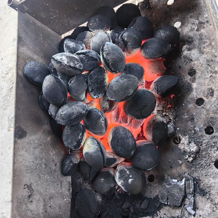 Древесный уголь, брикетированный уголь