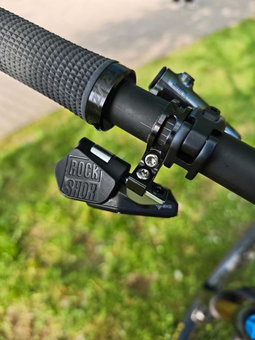 Santa Cruz Hightower Carbon CC X01
