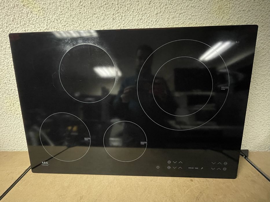 Индукционен готварски плот AEG - 88101K