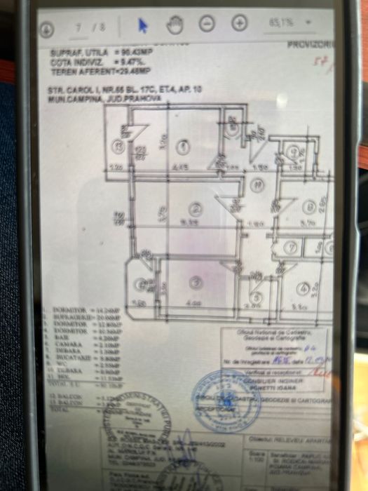 Vând apartament 4 camere