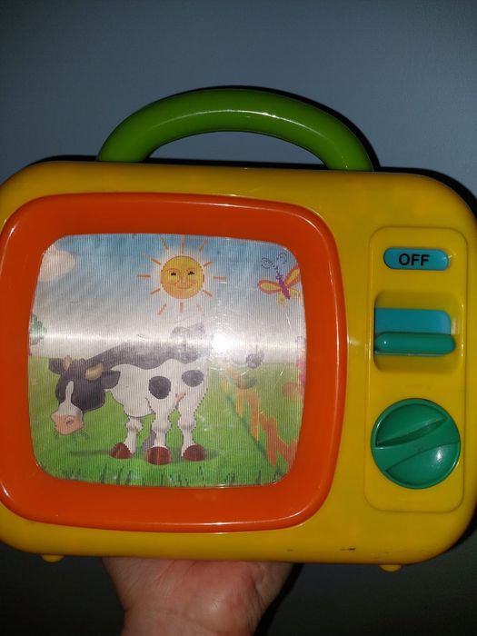 игрушки разные (развивающие)