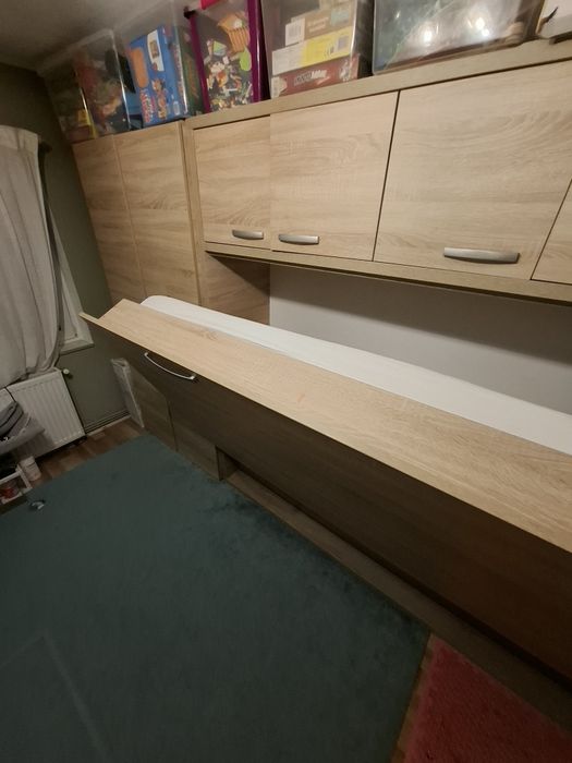 Pat rabatabil perete