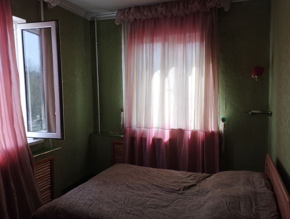 Uy sotiladi Vatan mahalasi 24-55-85   2 xonali BEZ MAKLER