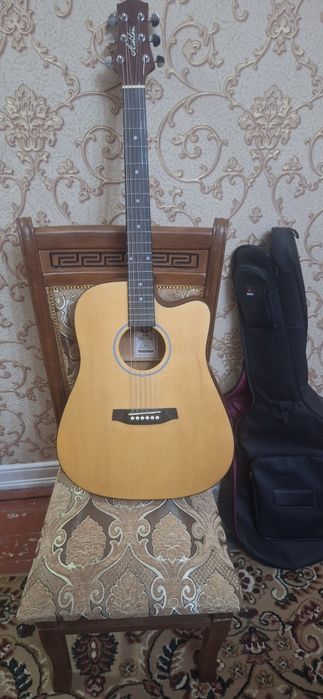 Gitara Sotiladi xolati Alo daragada 3 4 marotaba foydalanilgan