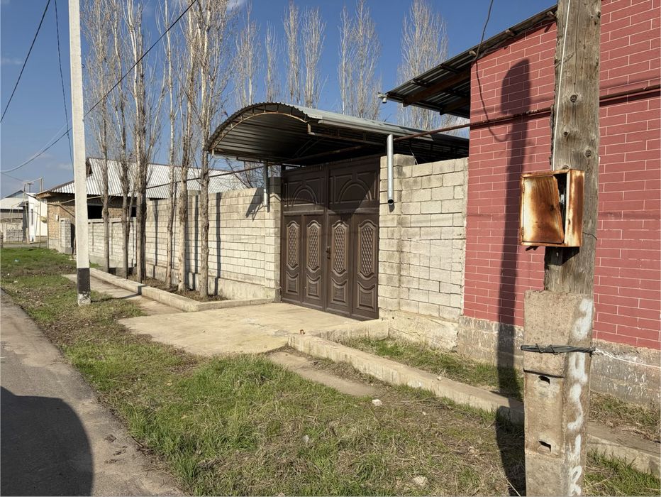 Sirdaryo shahar Shirin MFY da uy sotiladi