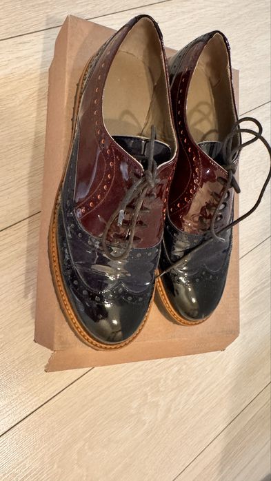 Лакированные оксфорды