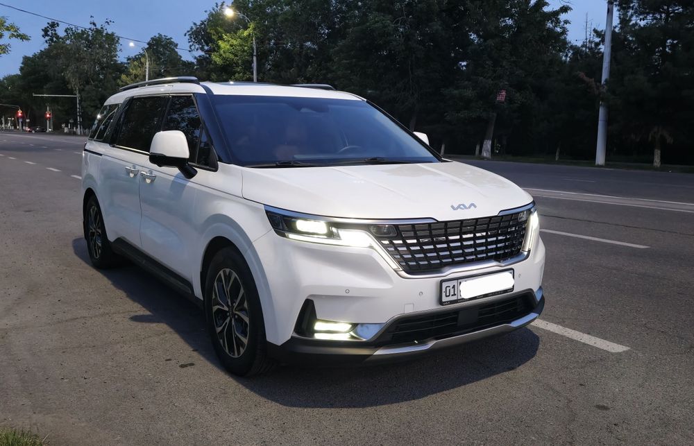 KIA karnival  FUL