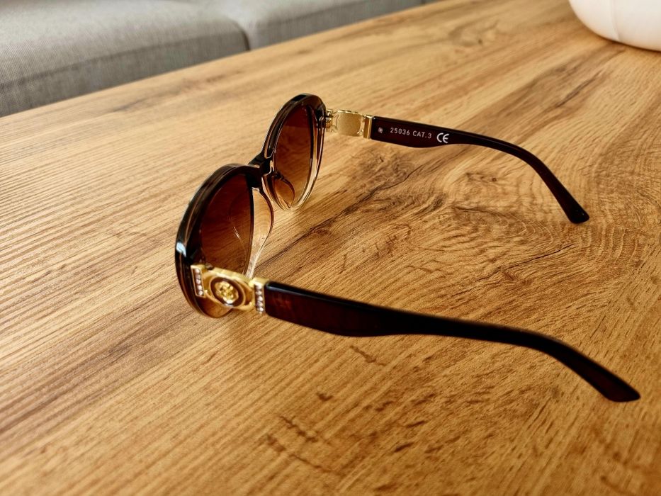 Дамски очила с кутия