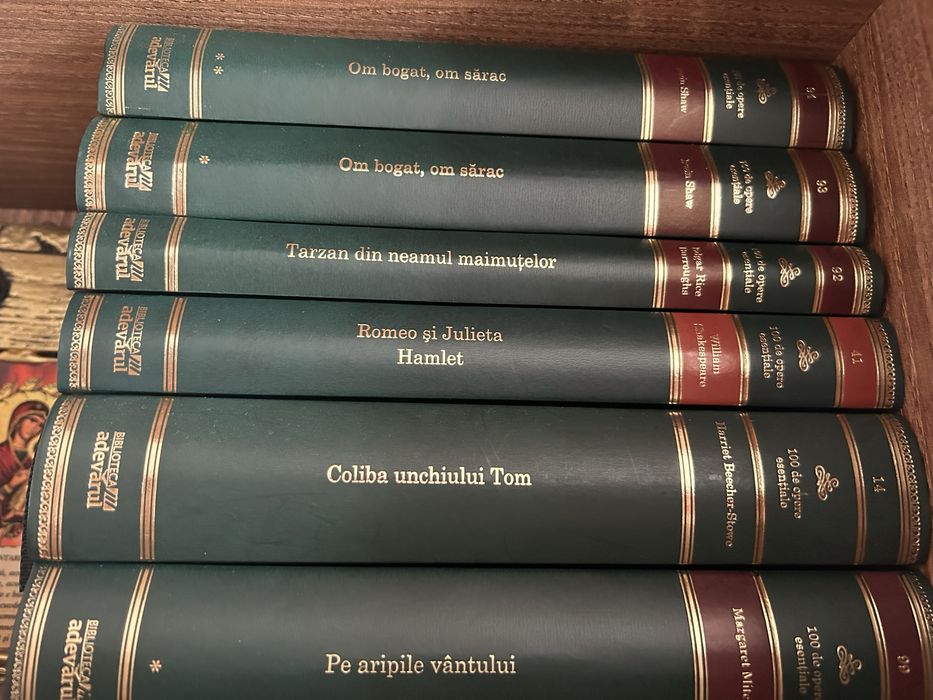Diverse Carti de la Adevarul!