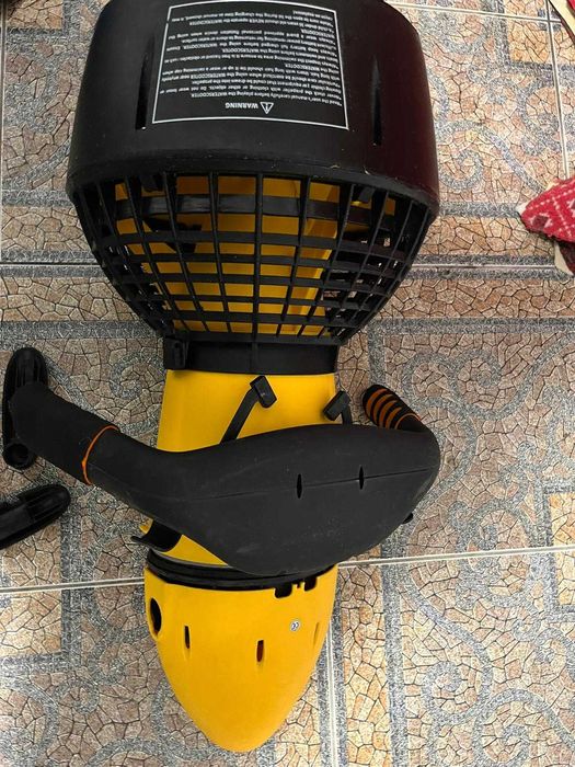 scuter subacvatic/ baterie 24v defecta