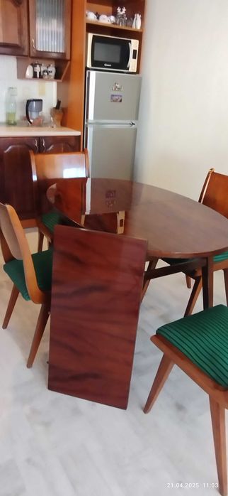 Продавам. Трапезна маса разтегателна.