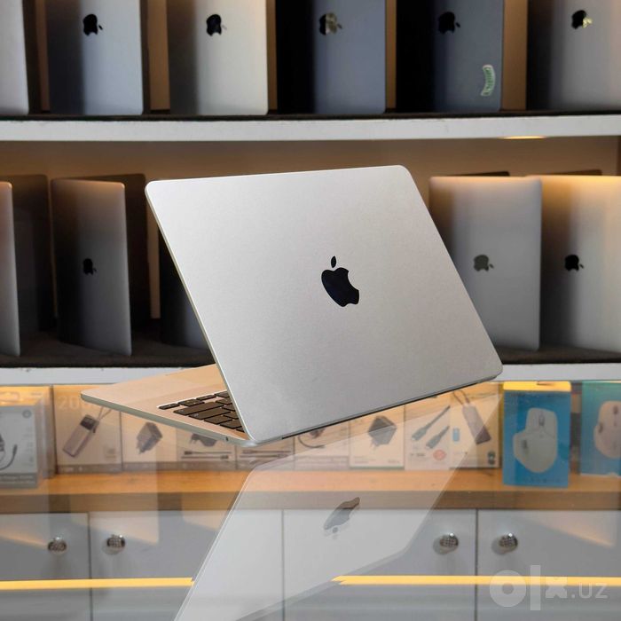 Macbook Air 13 M2 8/256GB Starlight Nasiya savdo bor