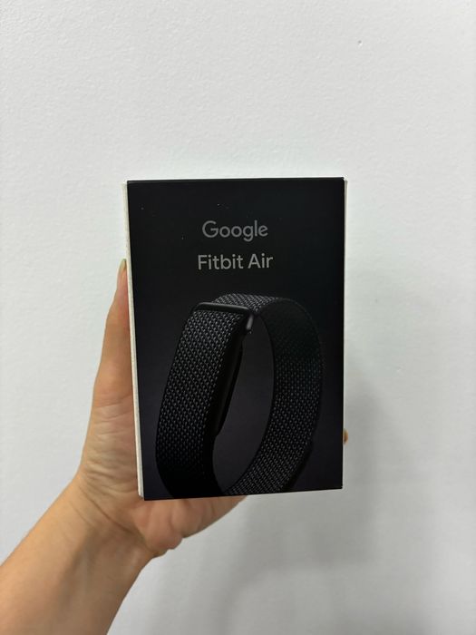 Google Fitbit фитнес трекер