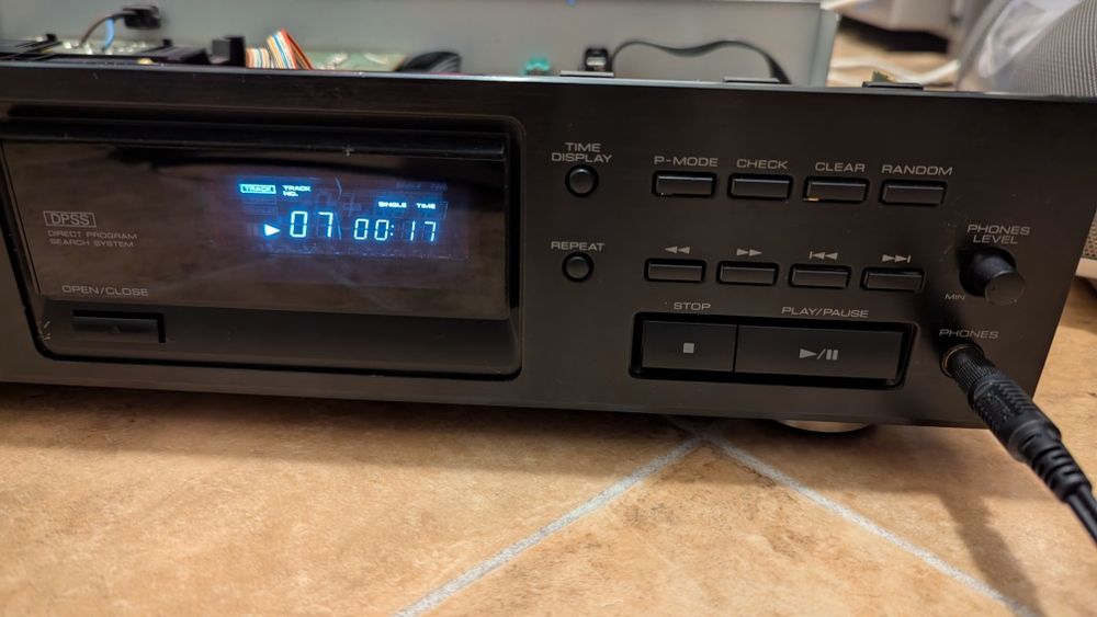 Cd player Kenwood DP 1020