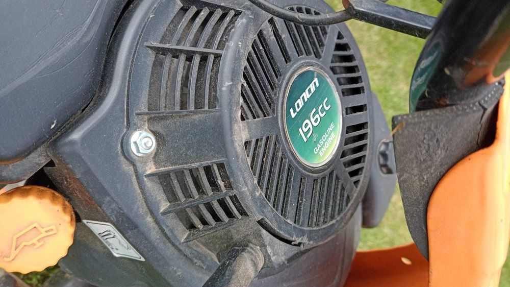 Motocositoare pe benzină O-MAC M150