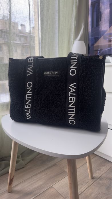 Черна Чанта Valentino