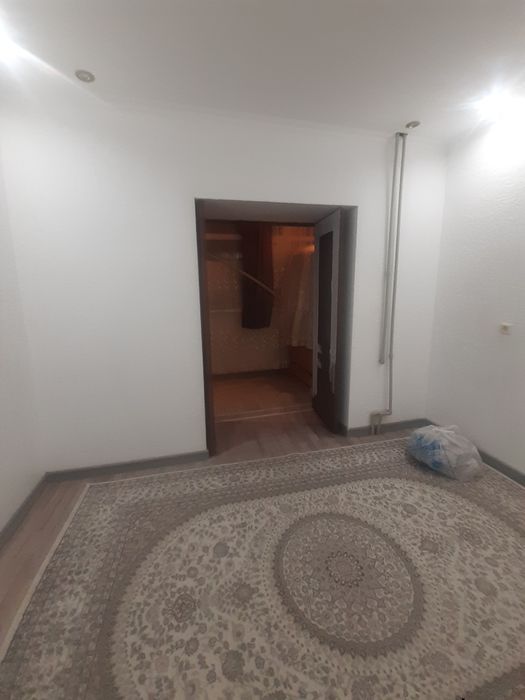 Продается трех комнатная квартира