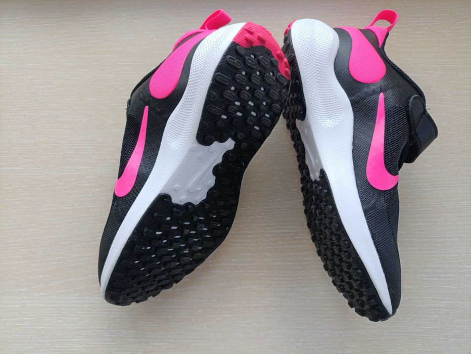 Детски маратонки Nike Revolution 7