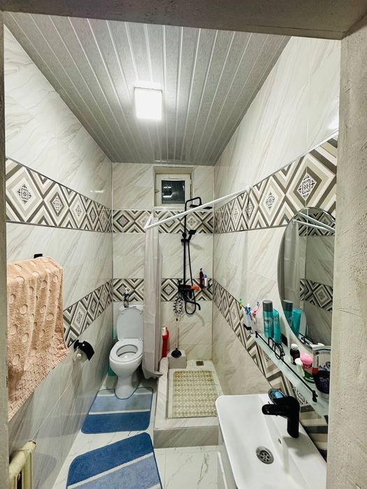 Hovli sotiladi Yangi Toshkent