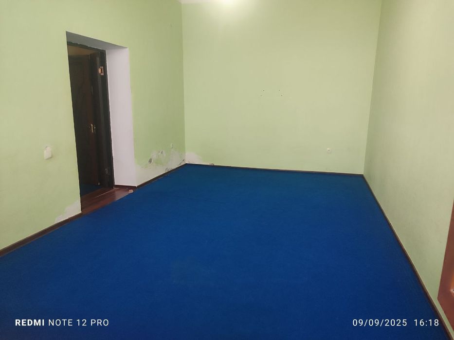 Oilaga ijaraga beriladi.Manzil Agora oldi (Airaport yoʻli)9 dom 5 xona