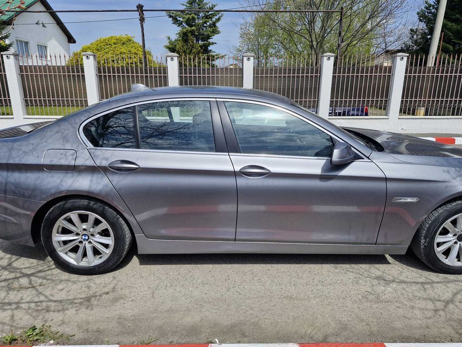 BMW 5 Series 2012 — imagine 4
