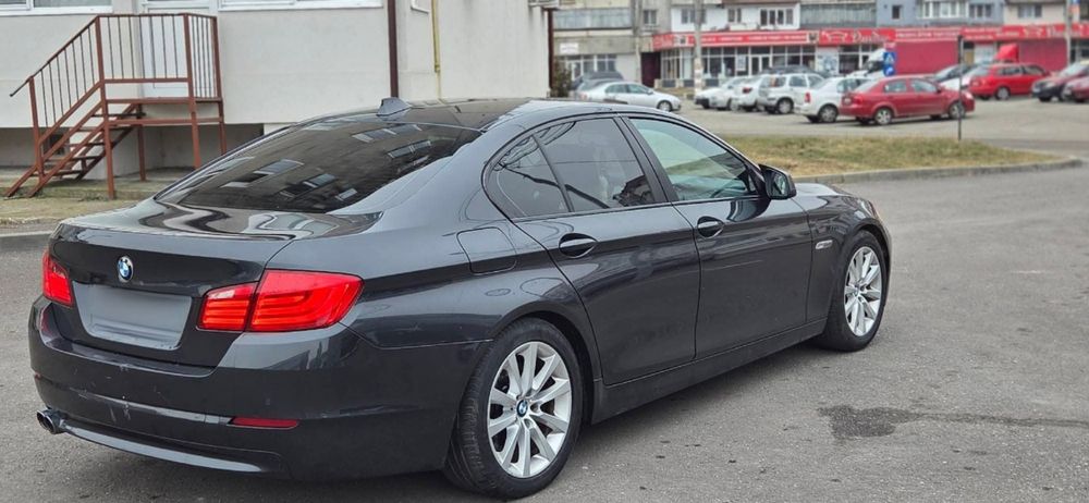 Bmw f10 530 mașina este adusa din Finlanda propietar în acte