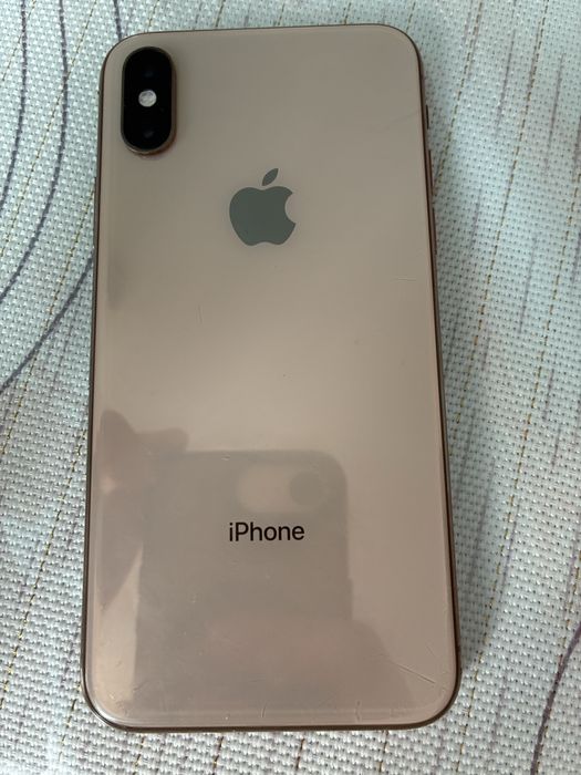 Iphone Xs золотой