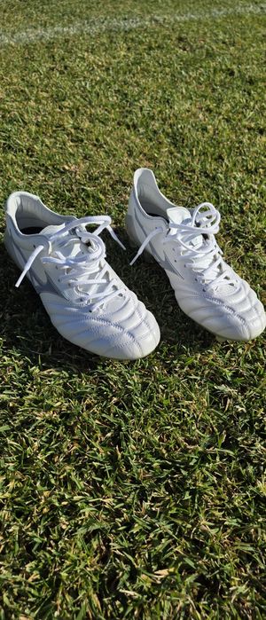 Mizuno  Morelia Neo