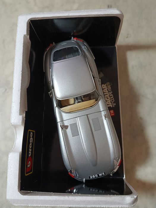 Колекционерска количка 1/18