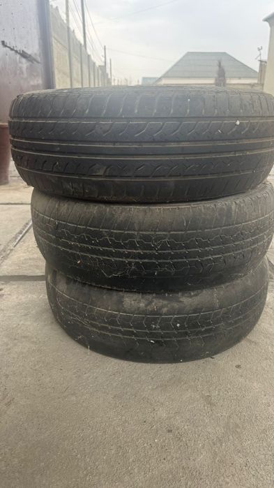 Продам срочна покрышка