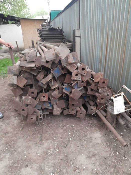 Стойки телескопические