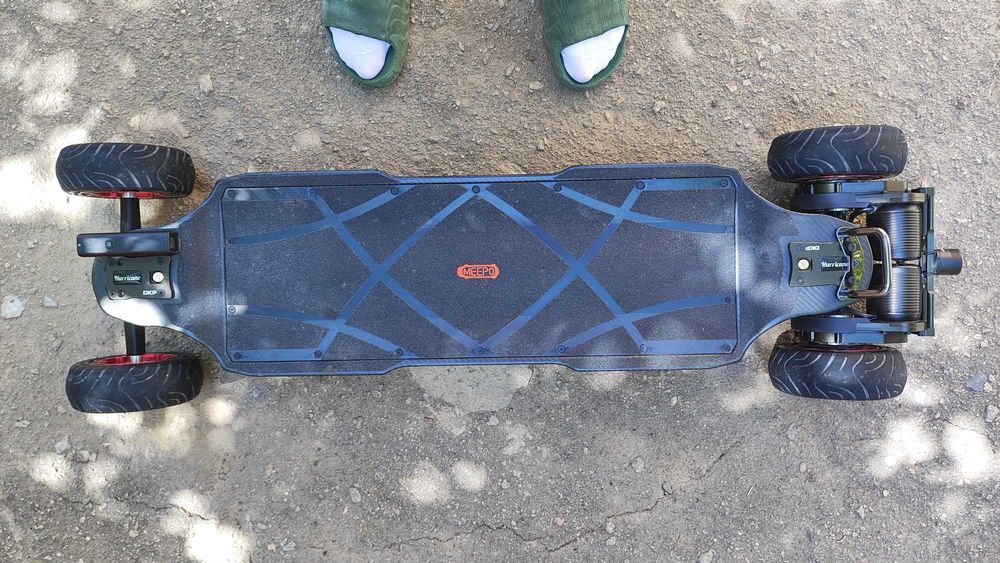 Крутой борд Meepo Hurricane Vaider AT с приводом Geardrive