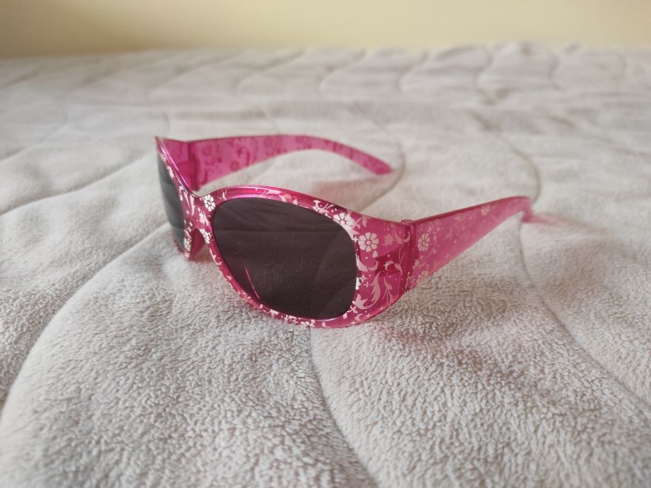 Слънчеви очила за момиче