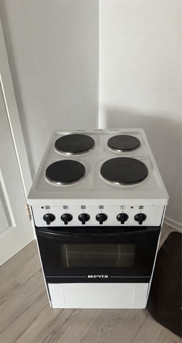 Электр Плиту срочно продам!