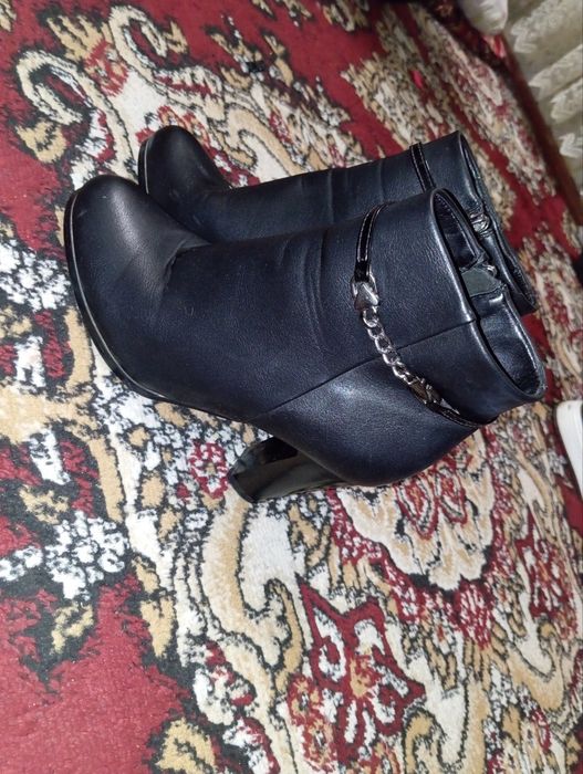 Етиклар сотилади бахоси иккаласи 250 минг