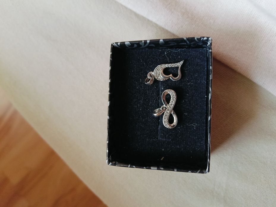 Сребърни висулки и гривни