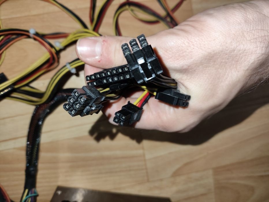 Huntkey Green Power 500W Оригинал
Huntkey Green Power 500W Оригинал