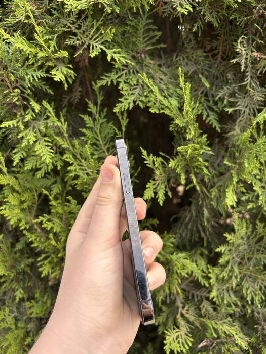 Продаю iphone 12 pro