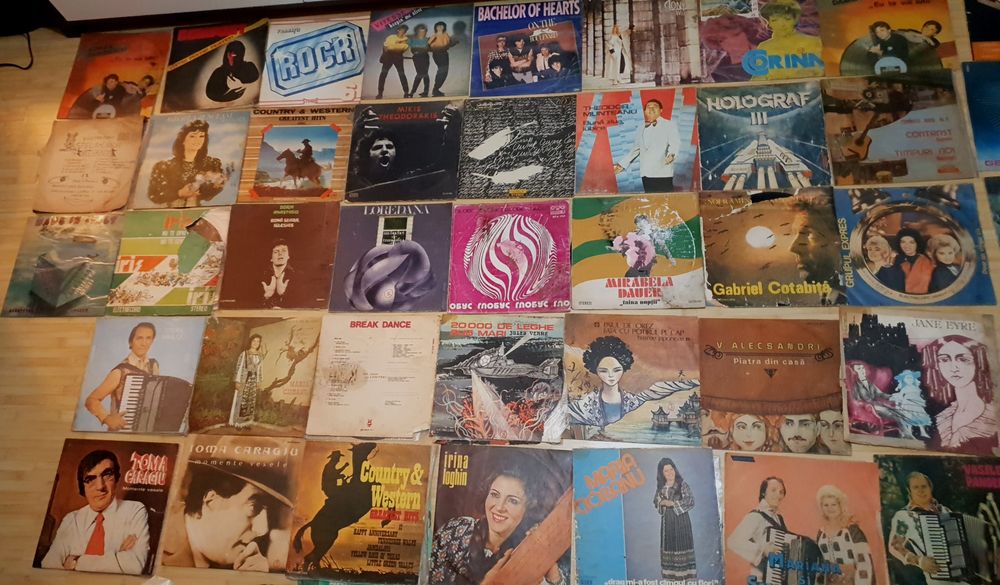 Vând/Schimb 53 discuri pick-up Viniluri