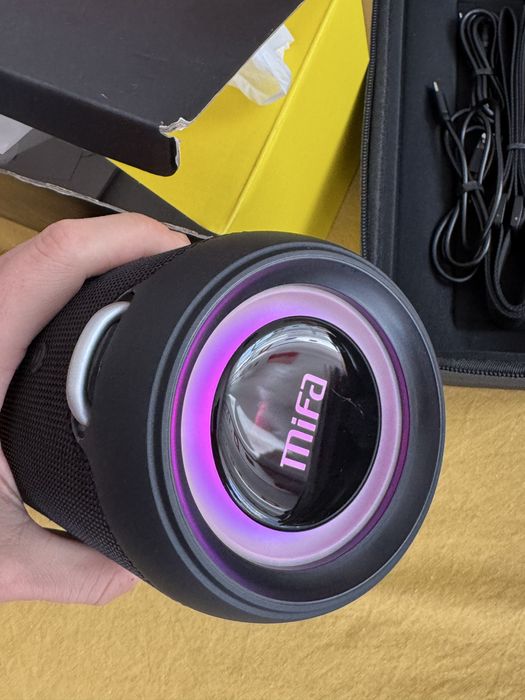 Boxa portabila Mifa  A90 , 60 w noua!